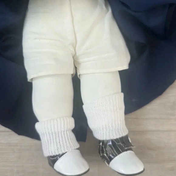 Ancor Open Mouth Choir Dolls
Porcelain Plays Music
Christmas Vintage Rare - Picture 4 of 9